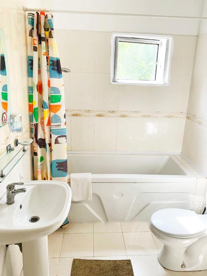Rix Apartments Kerýnia Eksteriør bilde